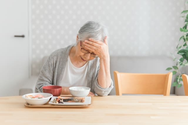ストレスや寝不足で起こりやすい｜味覚障害の原因と鍼灸での治し方