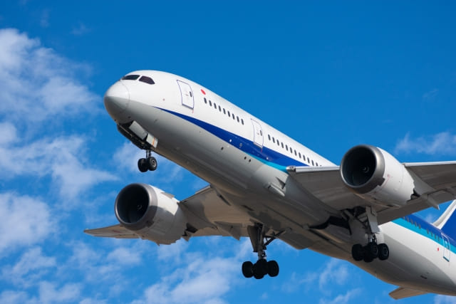 パニック障害でも飛行機に乗れた｜長時間の移動でも不安を克服する方法